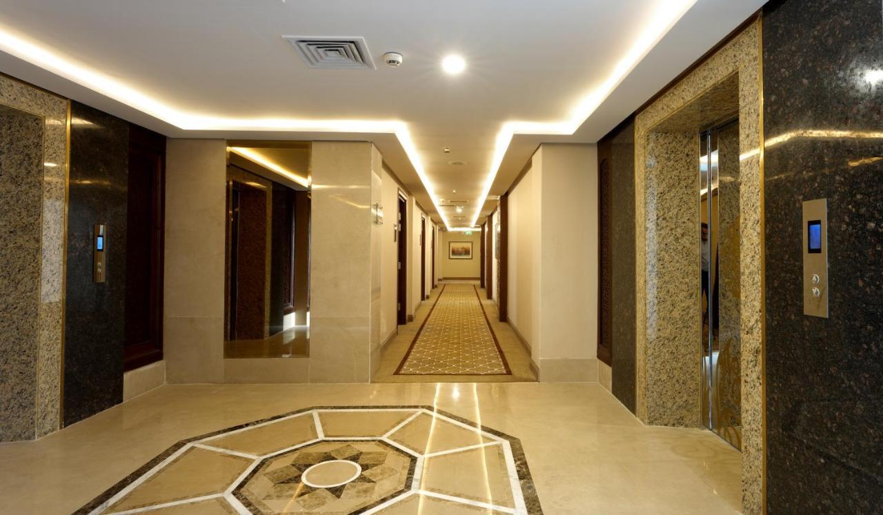 Ramada by Wyndham Lahore Gulberg II Hotel Bagian luar foto